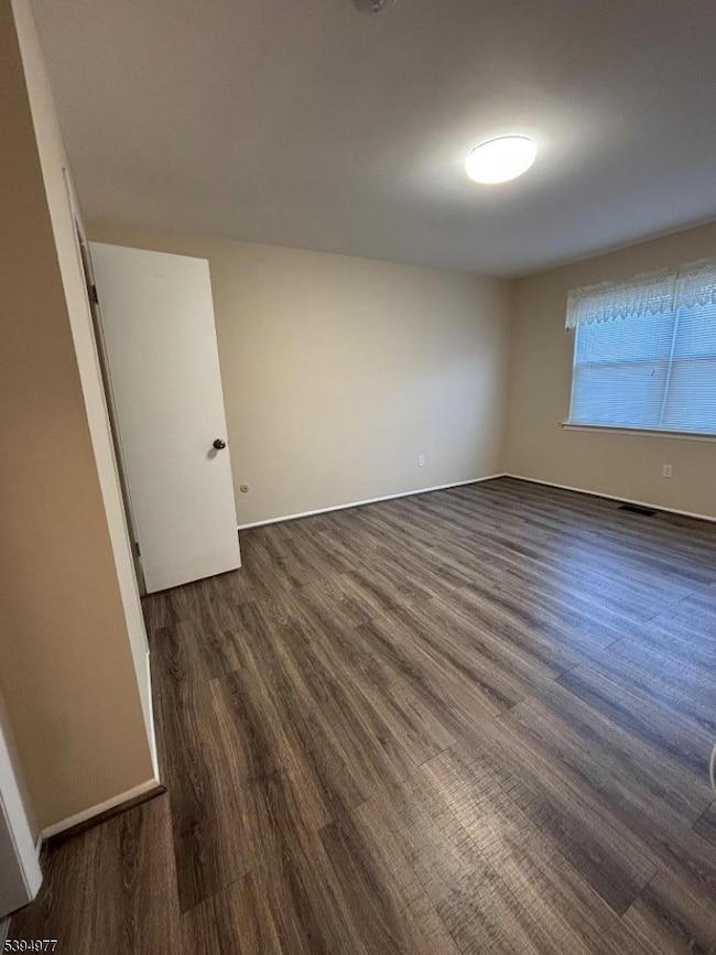 803 Yorkshire Dr, Flemington, NJ 08822 - photo 6