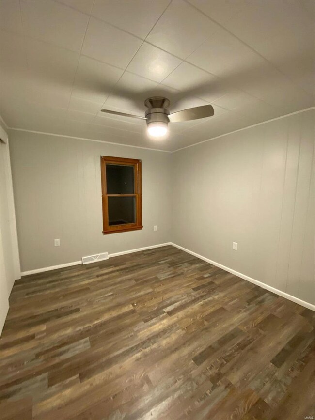 110 Giofre Ave, Maryville, IL 62062 - photo 5
