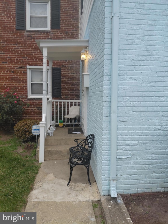 2561 Colebrooke Dr, Temple Hills, MD 20748 - photo 2