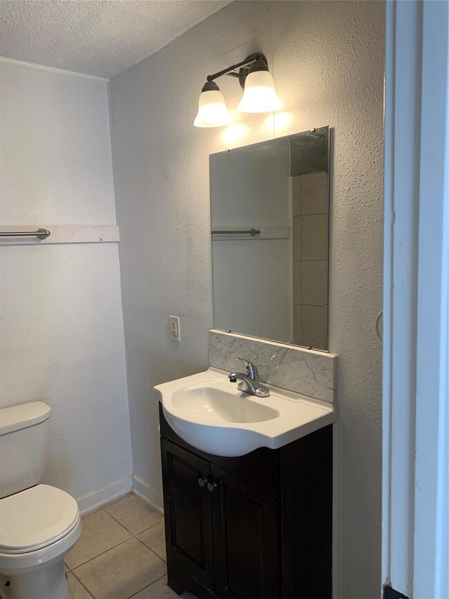 8339 White Settlement Rd unit A, Fort Worth, TX 76108 - photo 4