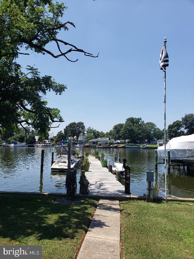 8211 Shore Rd, Dundalk, MD 21222 - photo 2