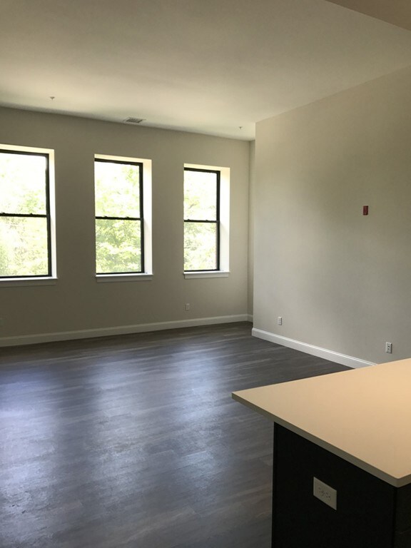 1022 Hancock St unit 110, Quincy, MA 02169 - photo 3