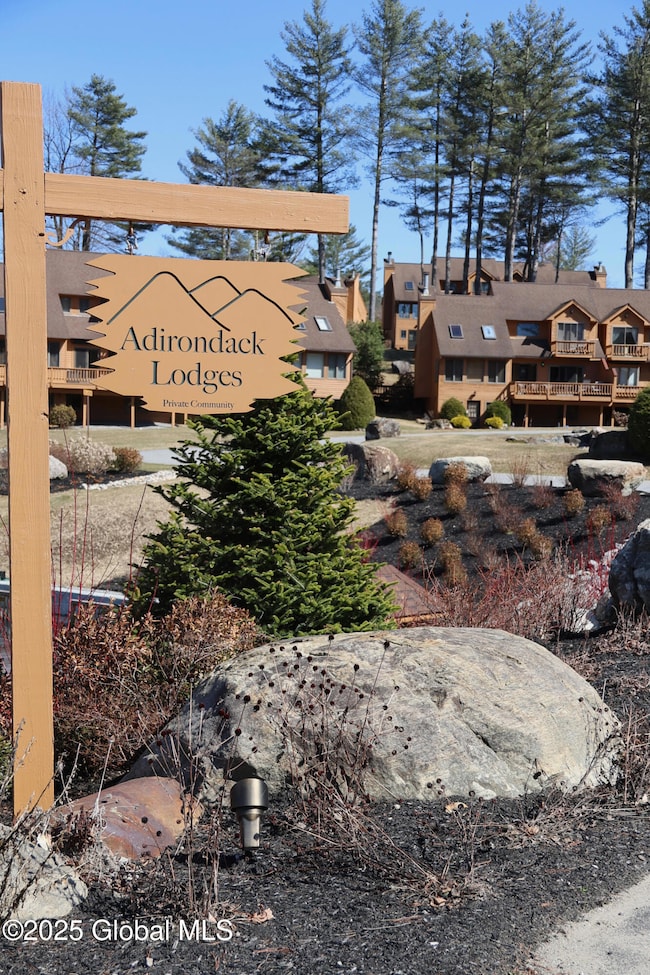 Adirondack Lodges main entrance