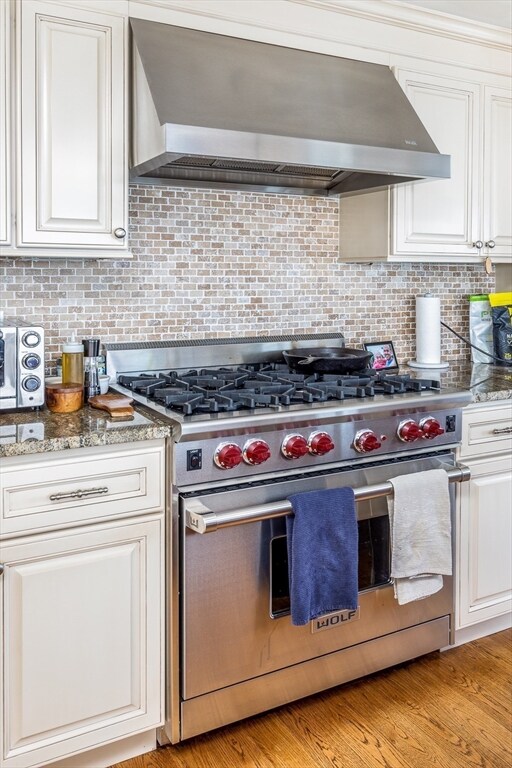 289 Humphrey St unit 3, Swampscott, MA 01907 - photo 6