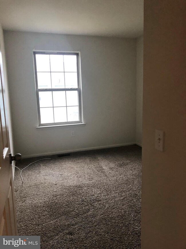 166 Frederic Ct, West Deptford, NJ 08086 - photo 4