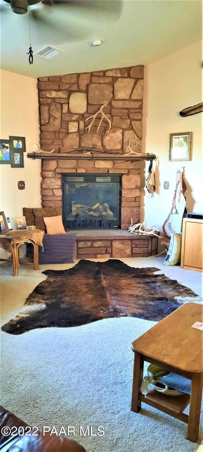 308 Heidi Ln Fireplace