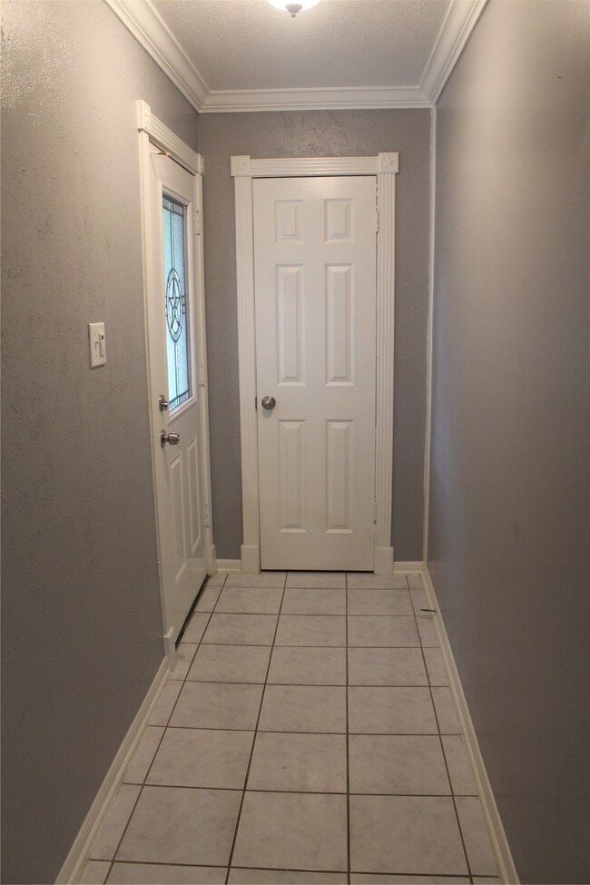 7842 Salge Dr, Houston, TX 77040 - photo 3