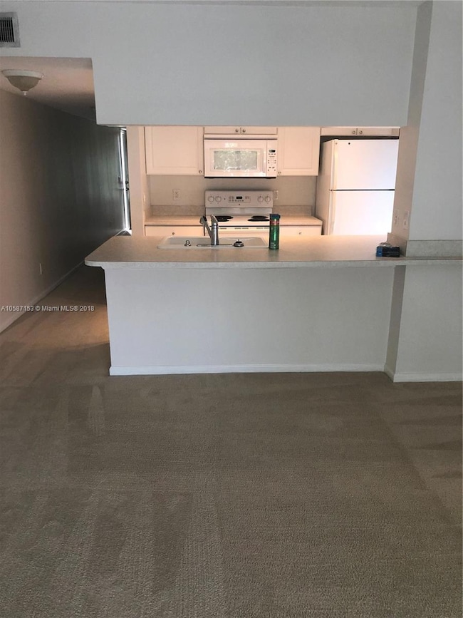 267 Cypress Point Dr unit 5, Palm Beach Gardens, FL 33418 - photo 3