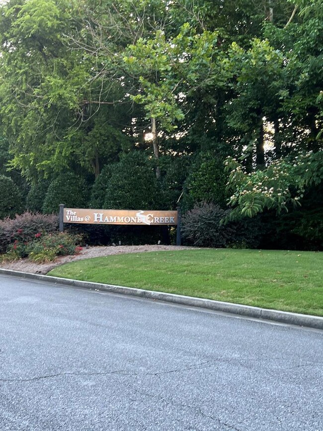 911 Sandy Dunes Dr, Dalton, GA 30721 - photo 3