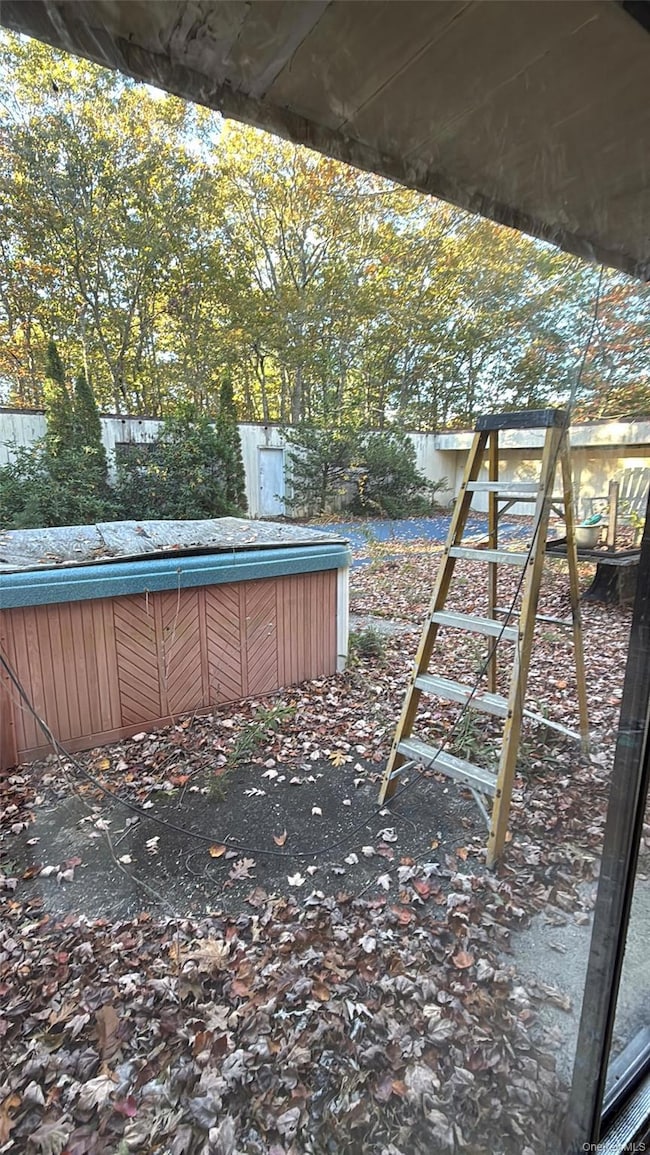 23 N Quarter Rd, Westhampton, NY 11977 - photo 6