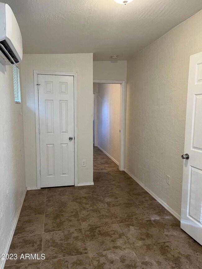 2533 N 9th St, Phoenix, AZ 85006 - photo 7