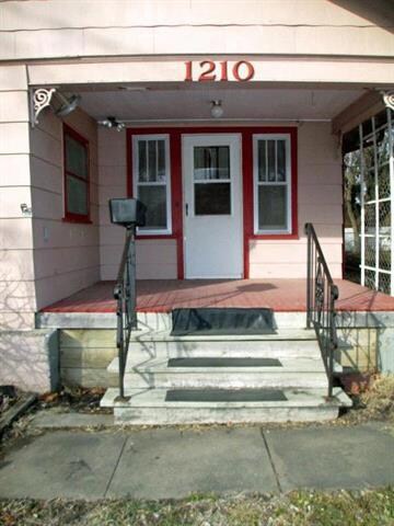 Covered Front Porch