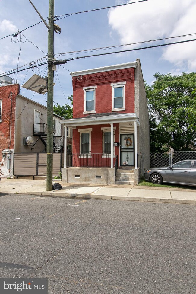 409 Chestnut St, Camden, NJ 08103 - photo 3