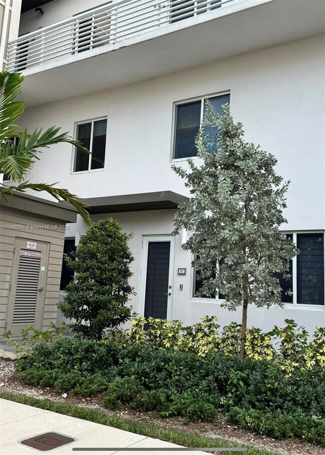 10270 NW 66th St unit 107, Doral, FL 33178 - photo 2