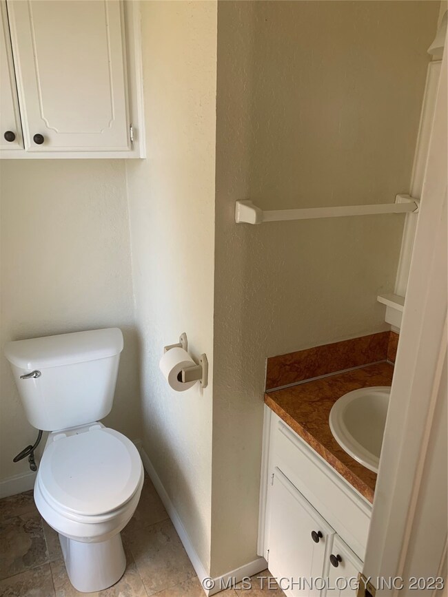 617 W Mike Ave, Sapulpa, OK 74066 - photo 7