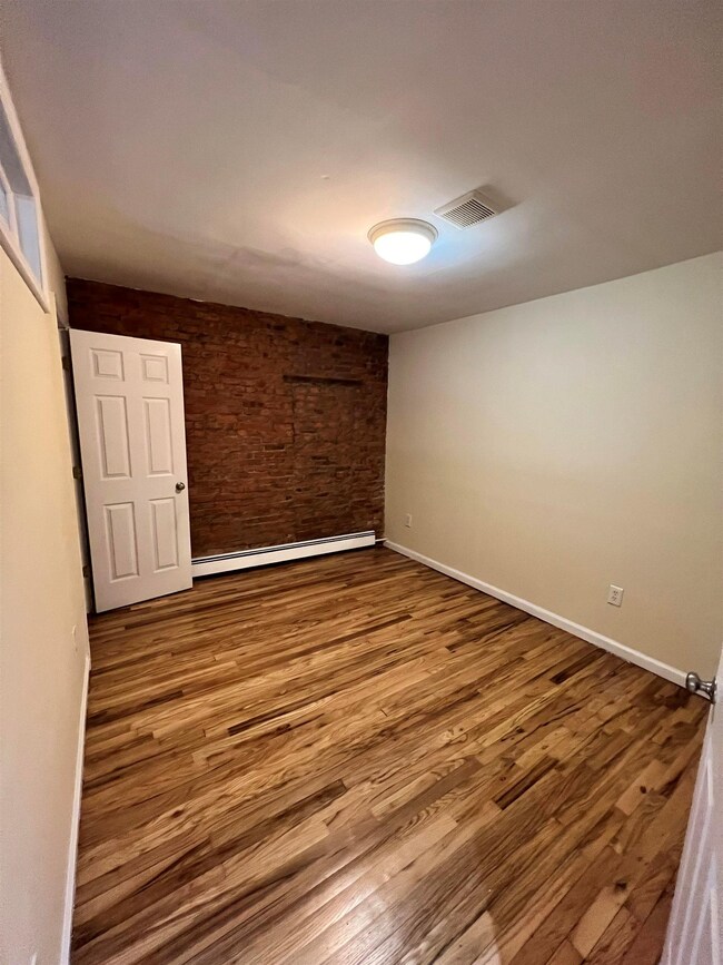 400 1st St unit 1, Jersey City, NJ 07302 - photo 3