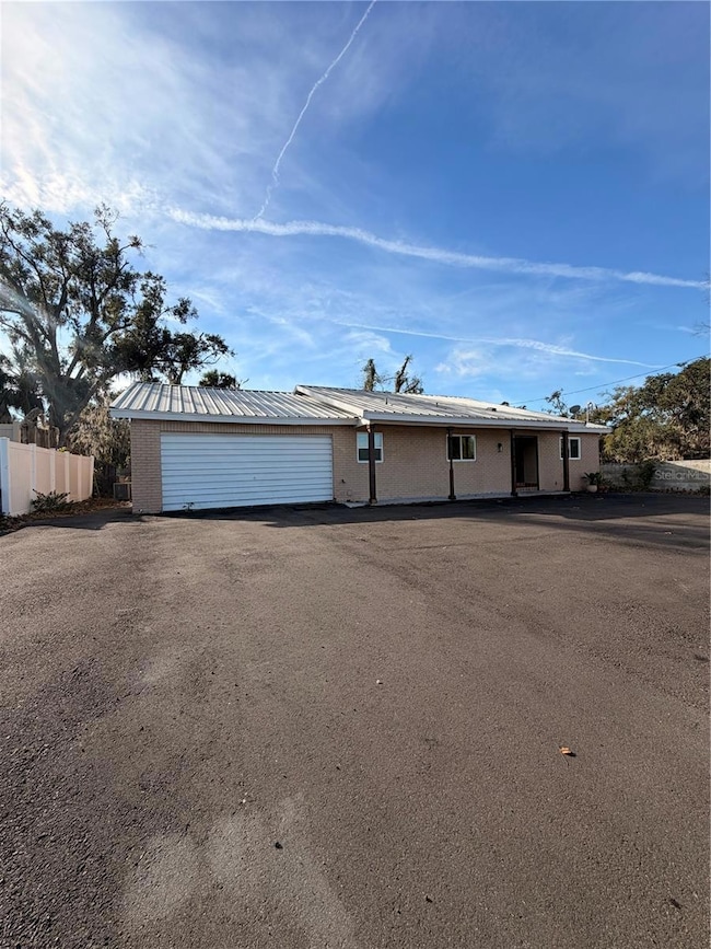 11401 Mcmullen Loop, Riverview, FL 33569 - photo 2