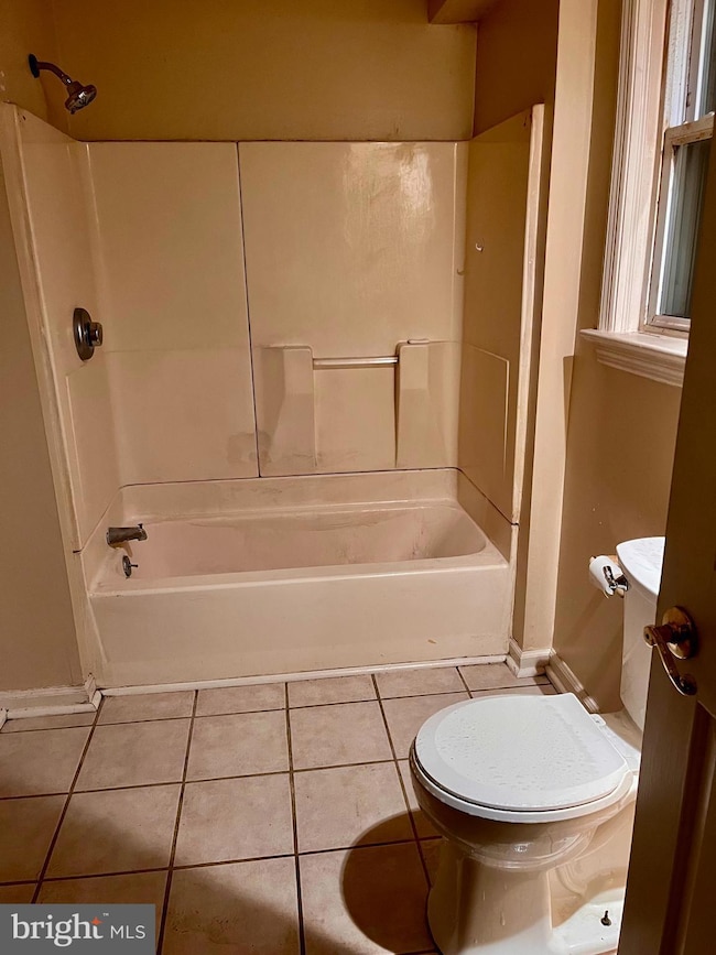 837 W Locust St, York, PA 17401 - photo 3