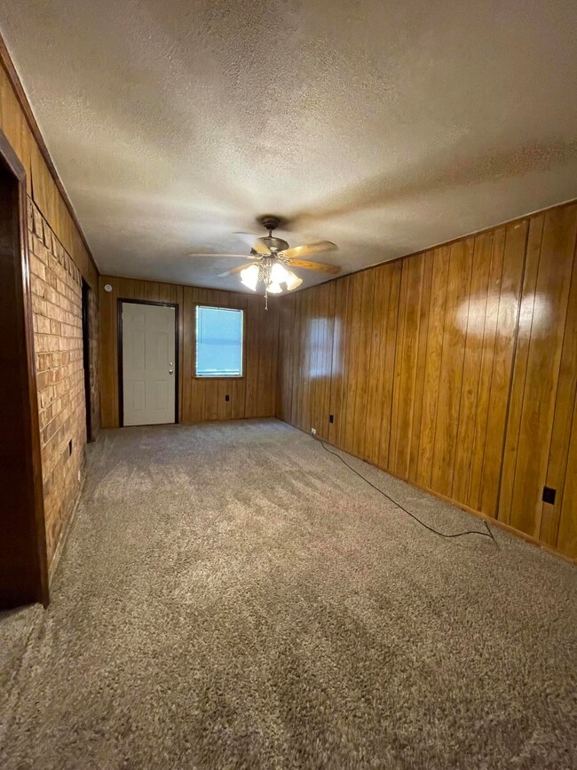 Den