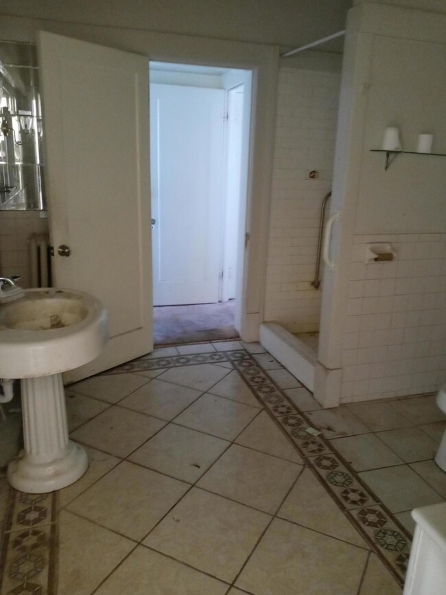 3431 Mckinley Ave, El Paso, TX 79930 - photo 4