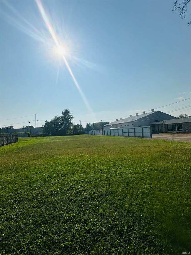 1330 N Fares Ave, Evansville, IN 47711 - photo 2