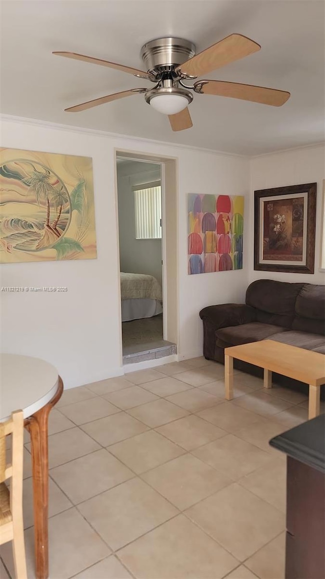 lIVING ROOM SHOWING BEDROOM ENTRANCE