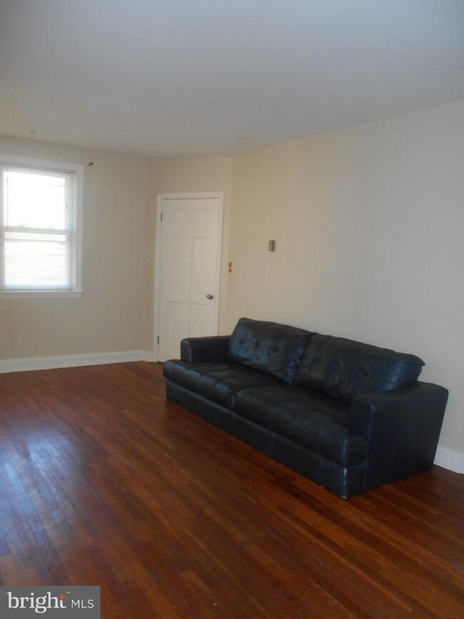 1101 Gleneagle Rd unit 1ST FLOOR, Baltimore, MD 21239 - photo 7