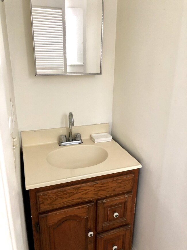 455FBA78-7791-4724-BD75-CBB614F5E0D2_1_2