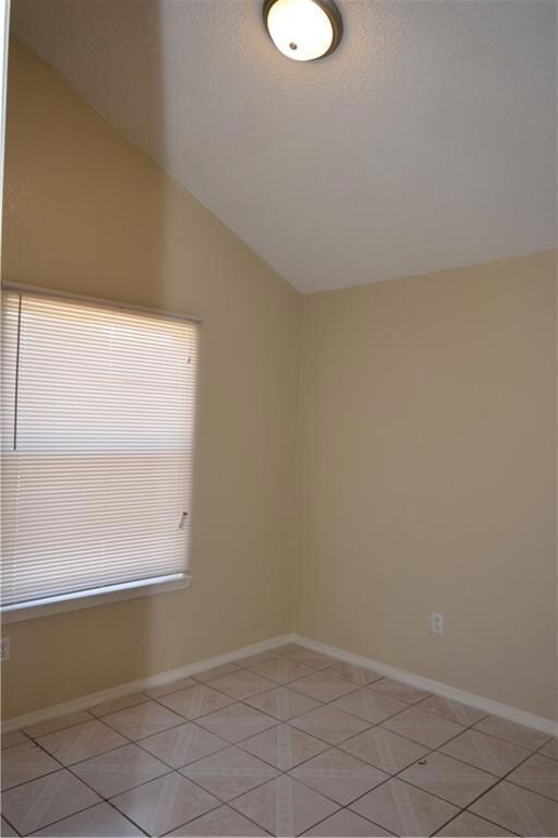 231 Barrel Cactus Dr, Horizon City, TX 79928 - photo 5