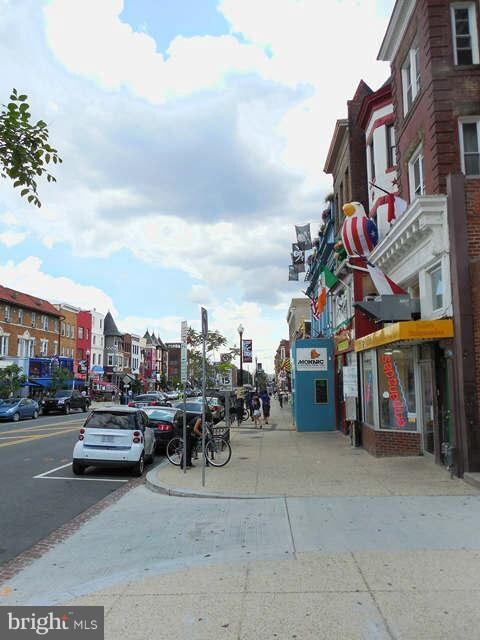 2405 1/2 20th St NW unit 101, Washington, DC 20009 - photo 2