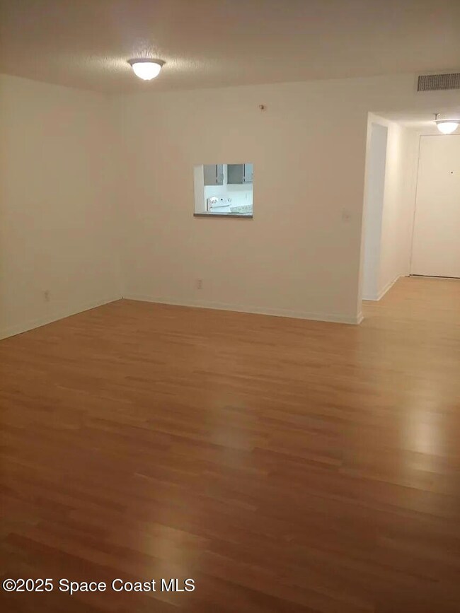 7 - 7770 Tahiti Ln Apt 208