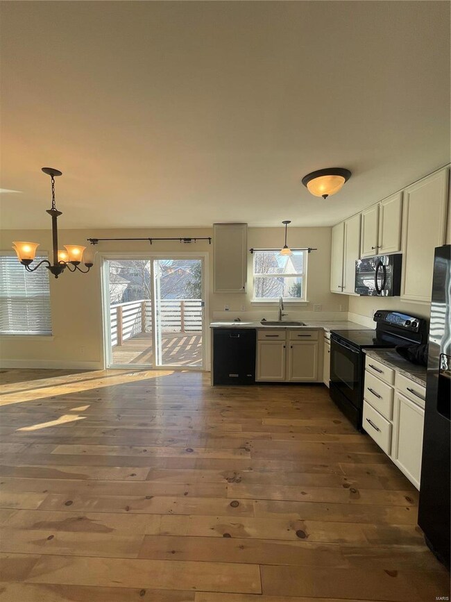 122 Shire Dr, Lake Saint Louis, MO 63367 - photo 4