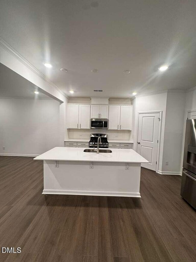 933 Glowing Star Ln, Angier, NC 27501 - photo 7