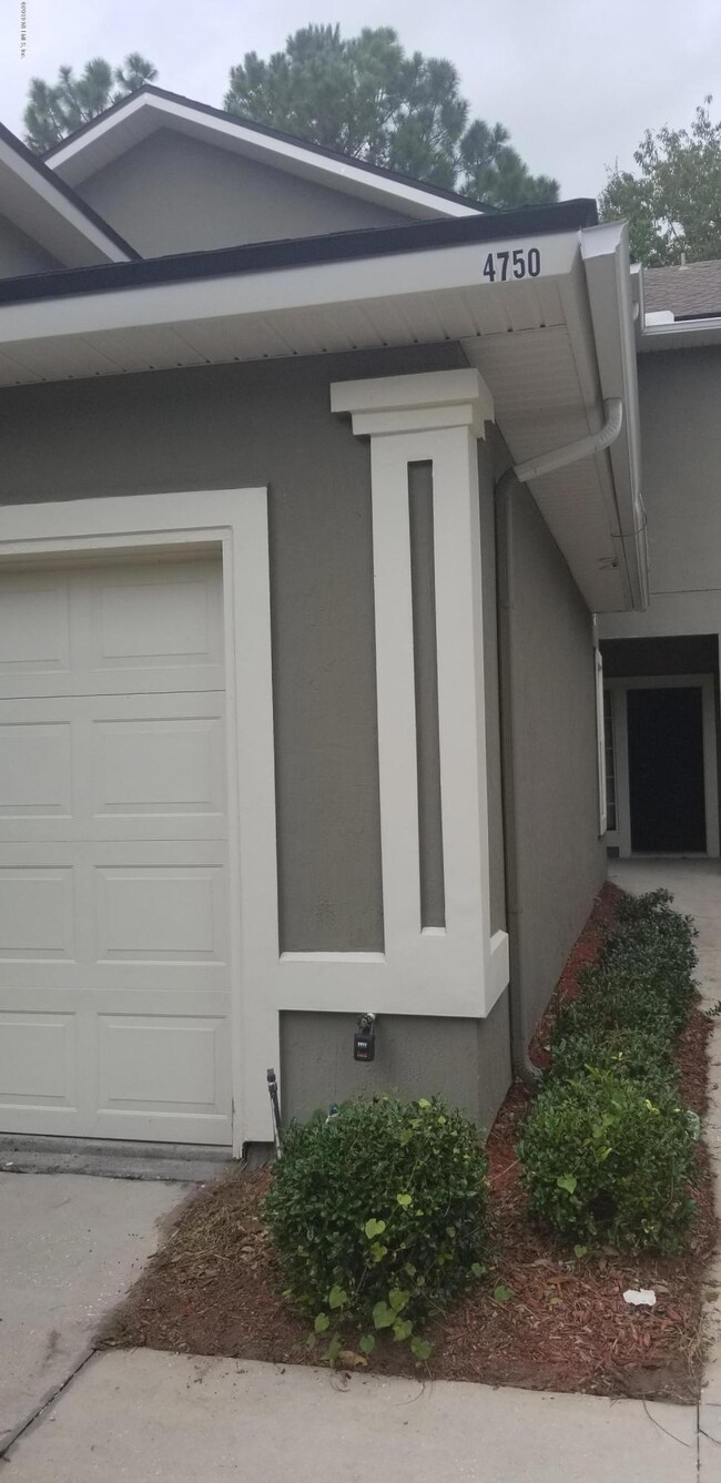 4750 Playpen Dr, Jacksonville, FL 32210 - photo 3