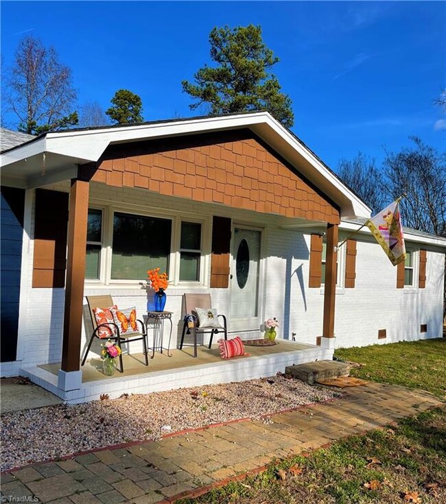 7358 Davis Country Rd, Randleman, NC 27317 - photo 2