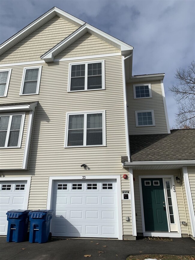 33 Bennett St, Nashua, NH 03064 - photo 2