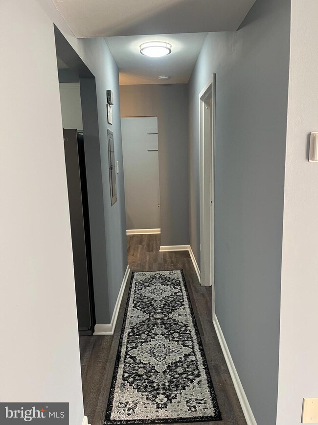 10100 Campus Way S unit 302-4A, Upper Marlboro, MD 20774 - photo 6