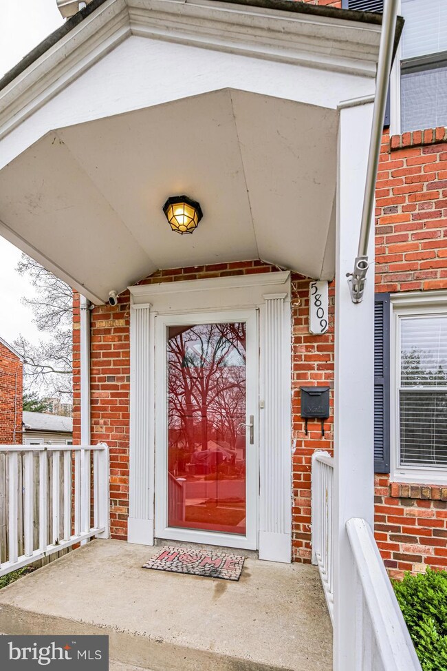 5809 Mount Vernon Dr, Alexandria, VA 22303 - photo 3