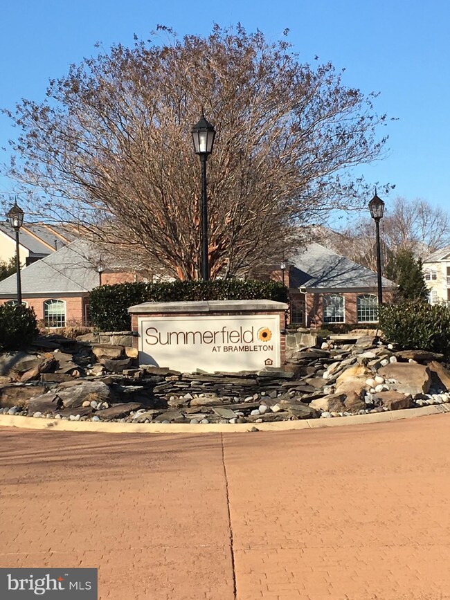 22655 Blue Elder Terrace unit 303, Ashburn, VA 20148 - photo 2