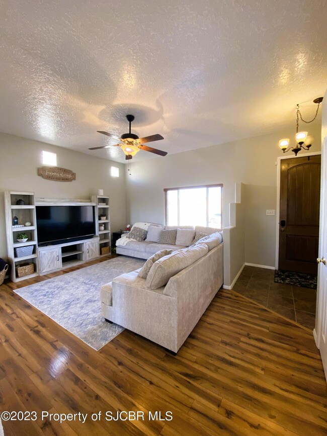 6101 Santo Domingo Dr, Farmington, NM 87402 - photo 3