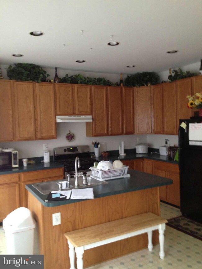 2513 James Madison Cir, Herndon, VA 20171 - photo 7