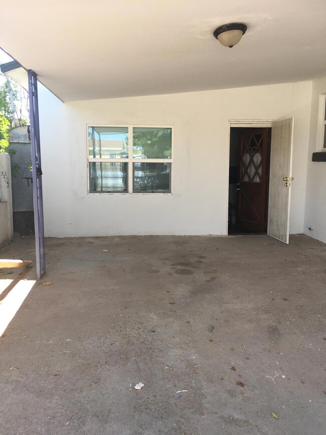 8321 Vance Place unit B, El Paso, TX 79907 - photo 2