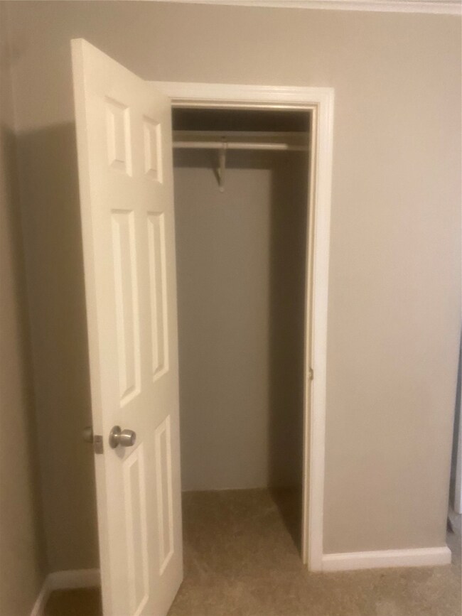 1074 South Ln unit B, Houston, TX 77088 - photo 7