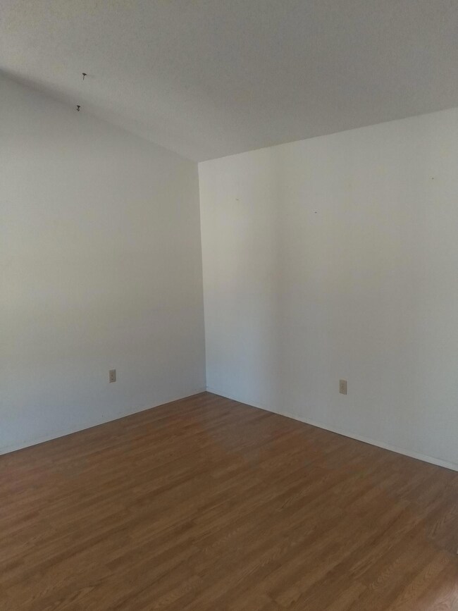 15337 Fairwood Ct, Horizon City, TX 79928 - photo 6