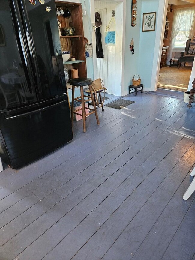 5372 Deep Hole Rd, Chincoteague Island, VA 23336 - photo 4