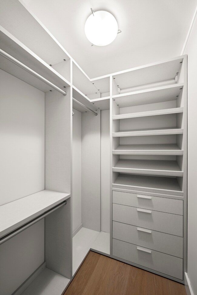 167 Perry St unit 1/2D, New York, NY 10014 - photo 7