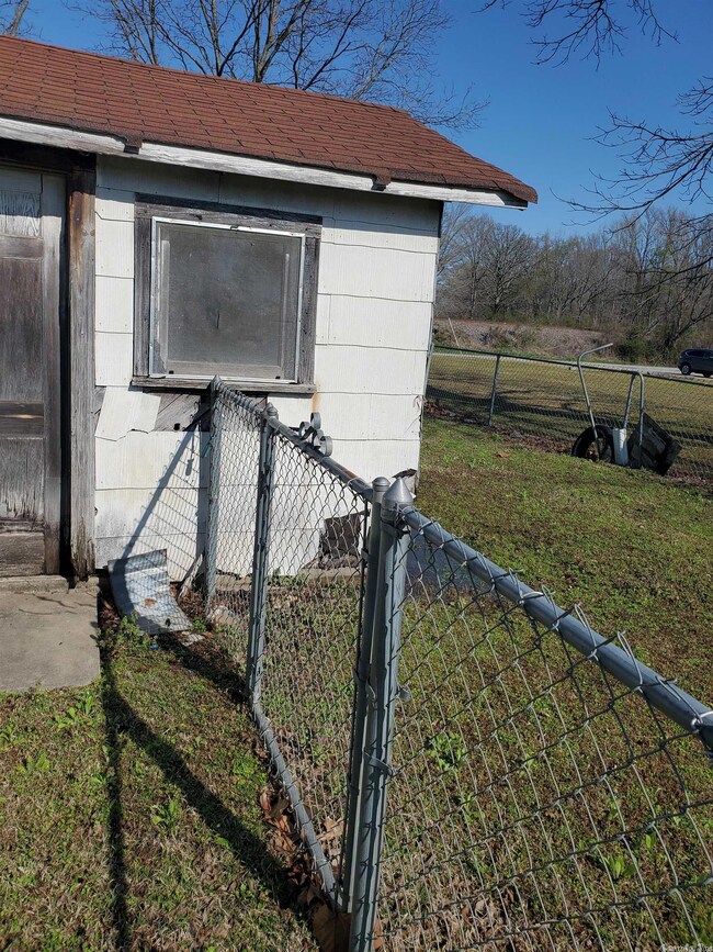 103 Pine St, Mc Rae, AR 72102 - photo 3