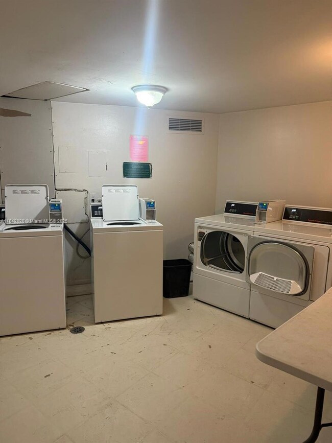 Crestview Towers unit 818, North Miami Beach, FL 33162 - photo 7