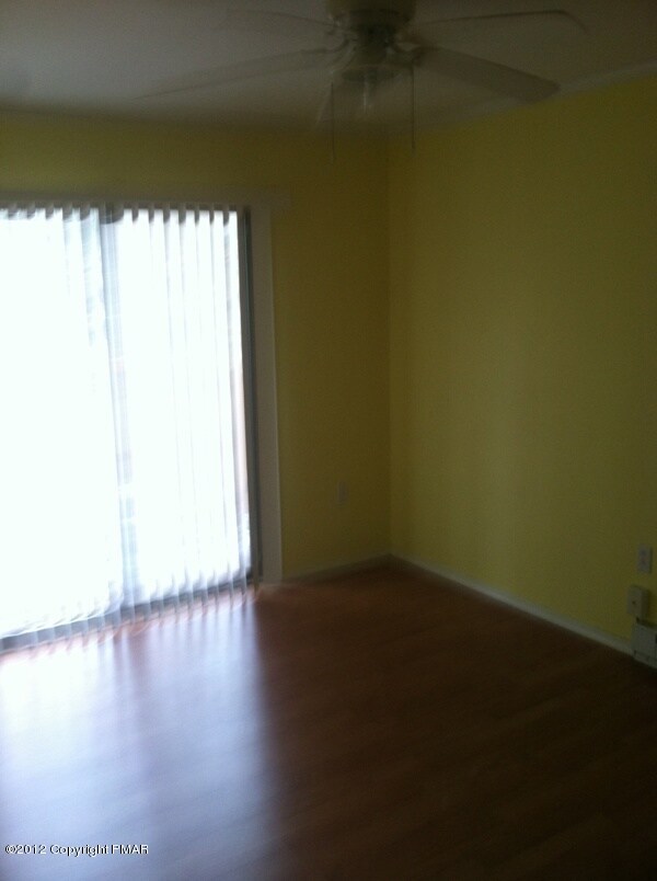 69 Red Hawk Dr, Lake Ariel, PA 18436 - photo 7