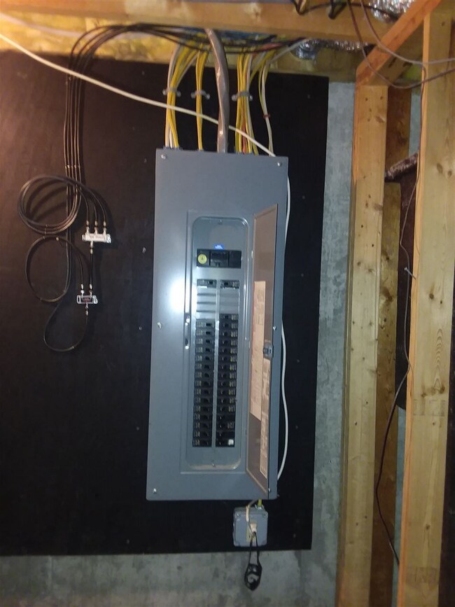 420 Calavant Hill Rd, Charlestown, NH 03603 - photo 4